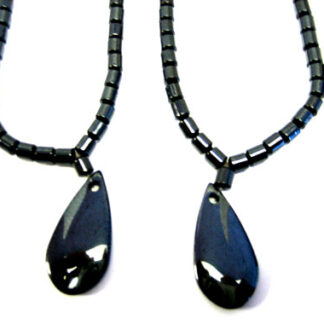 J009-Ovel Drop Magnet Necklaces(Dozen)