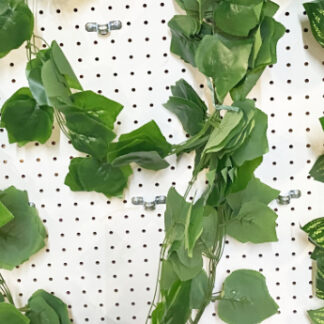 3952-Green Leaf Vine (Sold by the Dozen)